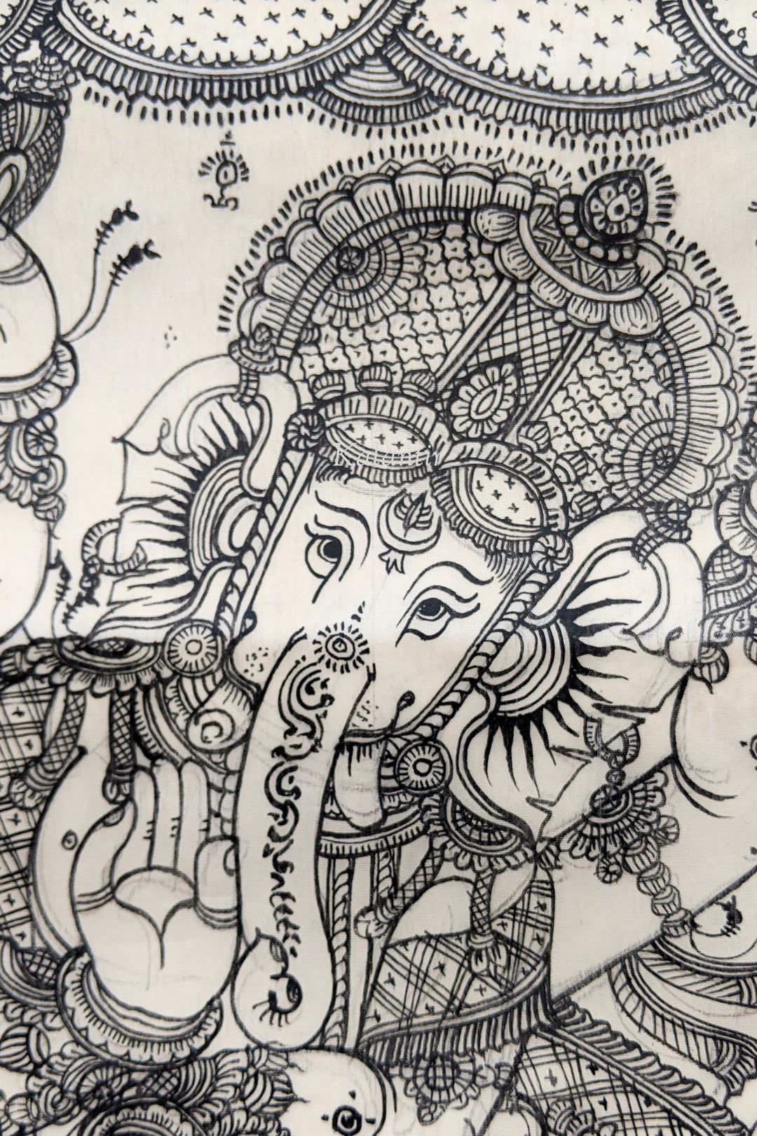 Pintura de seda de Ganesha Pattachitra en blanco y negro