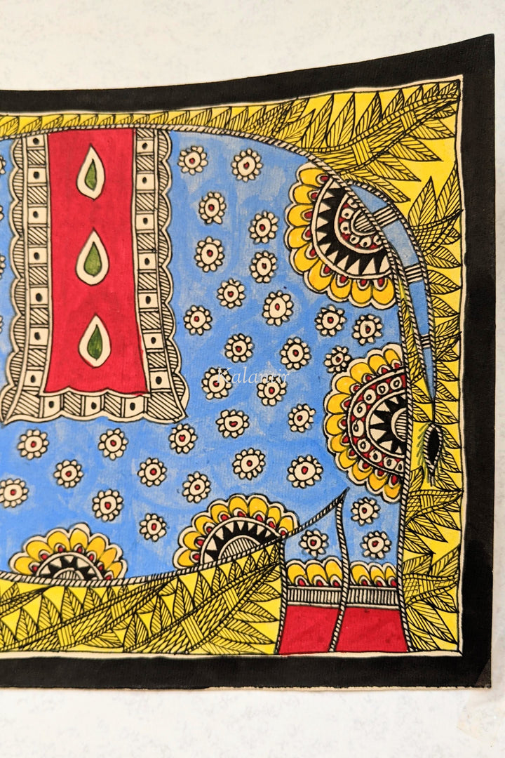Pintura colorida Madhubani de un par de elefantes